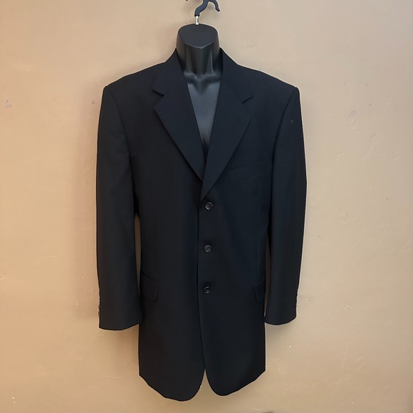 Ungaro Wool Suit 42L Pants 33w x 31i Gently worn Sold by Macy's 3 button - Picture 2 of 6